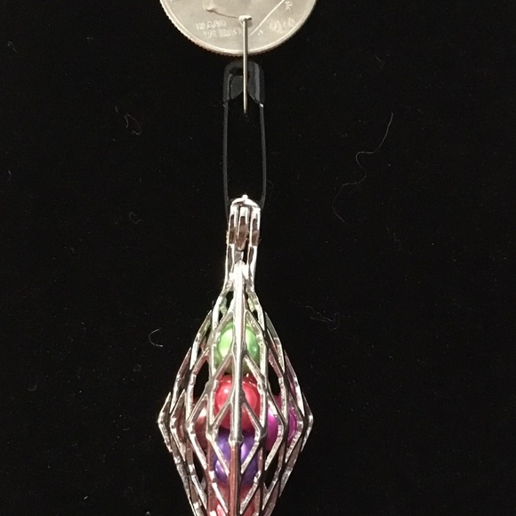 Pendant with Pearls - Picture 6 of 6